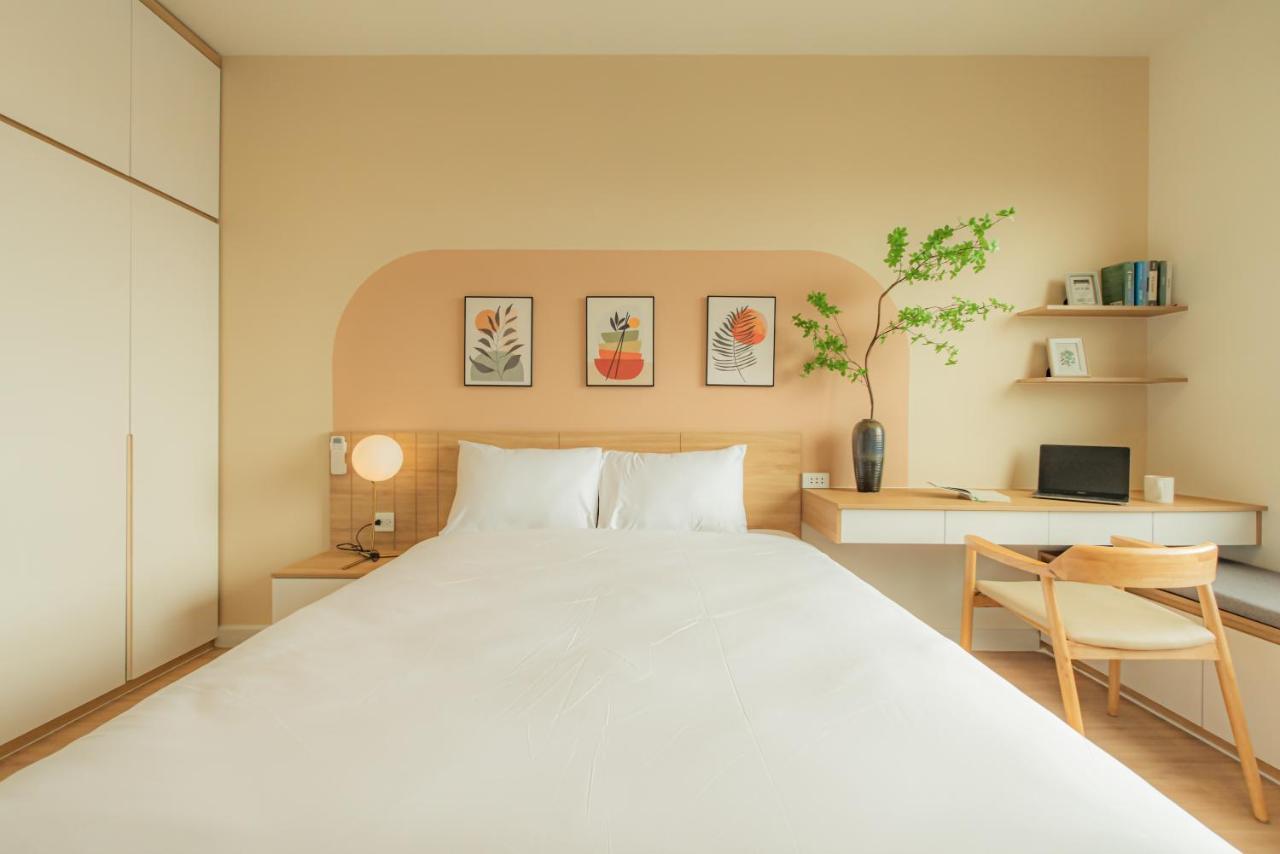 9Trip Stay In Soho Residence - 3 Bedrooms Apartment In District 1, Next To Bui Vien Walking Street - Free Saigon Nightlife Walking Tour Ho Chi Minh City Exterior photo