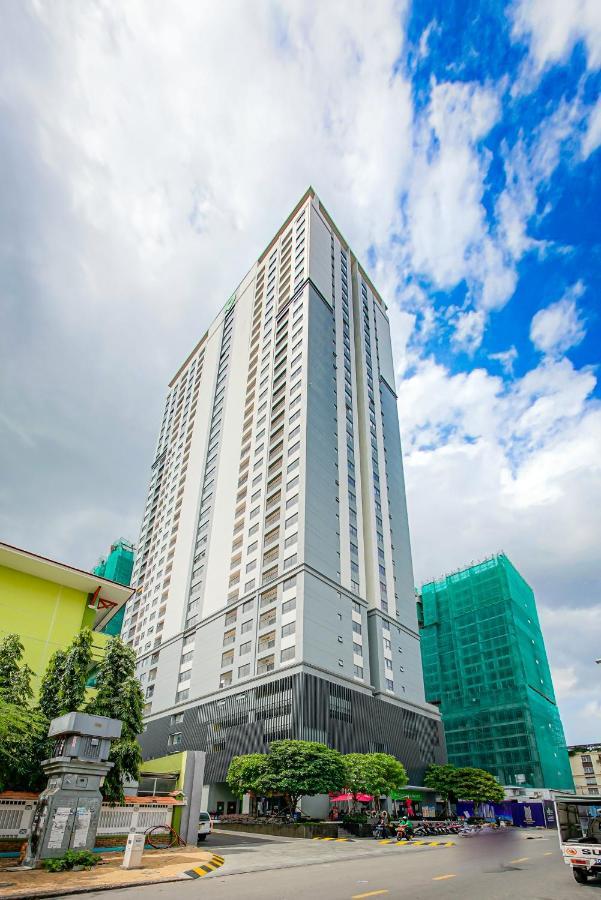 9Trip Stay In Soho Residence - 3 Bedrooms Apartment In District 1, Next To Bui Vien Walking Street - Free Saigon Nightlife Walking Tour Ho Chi Minh City Exterior photo